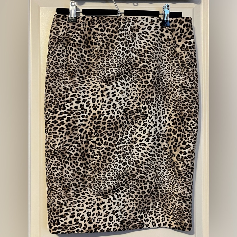 Marc Cain SALE Animal Print Scuba Skirt Size N2 / US 6